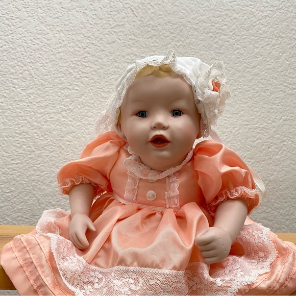 Vintage 1986 Knowles “Heather” Yolanda's Picture Perfect Babies Collection Doll - Picture 7 of 13